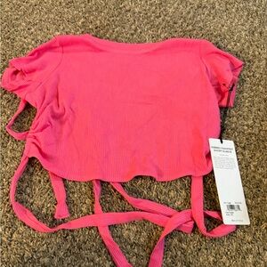 ALO Yoga Vibrant Pink Crop Top